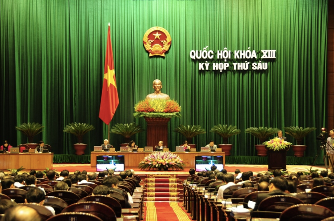 Hiến pháp 2013 được Quốc hội khóa XIII, kỳ họp thứ 6 thông qua vào ngày 28 tháng 11 năm 2013